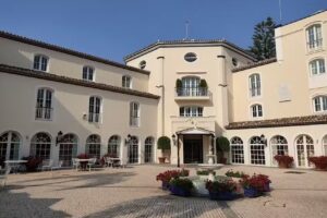 Las Dunas Grand Luxury Hotel