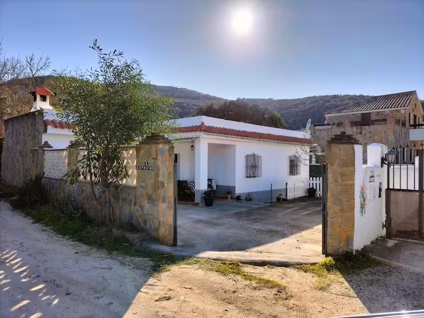 LAS LAGUNETAS – DESCANSO RURAL