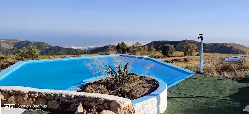 Las Tres Patas Restaurante y Alojamientos