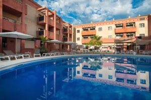 Leo Punta Umbría III Solo Adultos