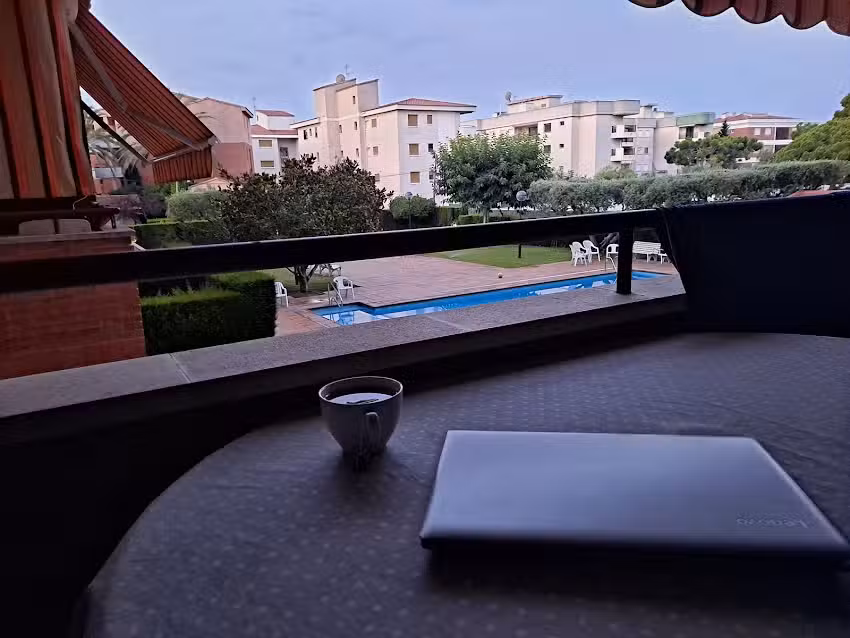 Les Oliveres Apartment
