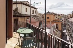 Limehome Granada Calle Lopez Rubio