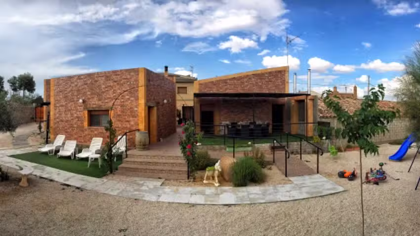 Los Zafranales – Apartamentos Rurales – Casa Rural