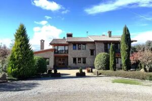 Lumia at Villaró del Bosc Hotel