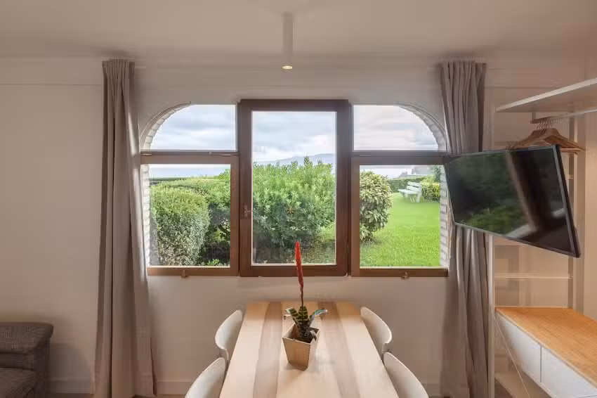 LUR Apartments