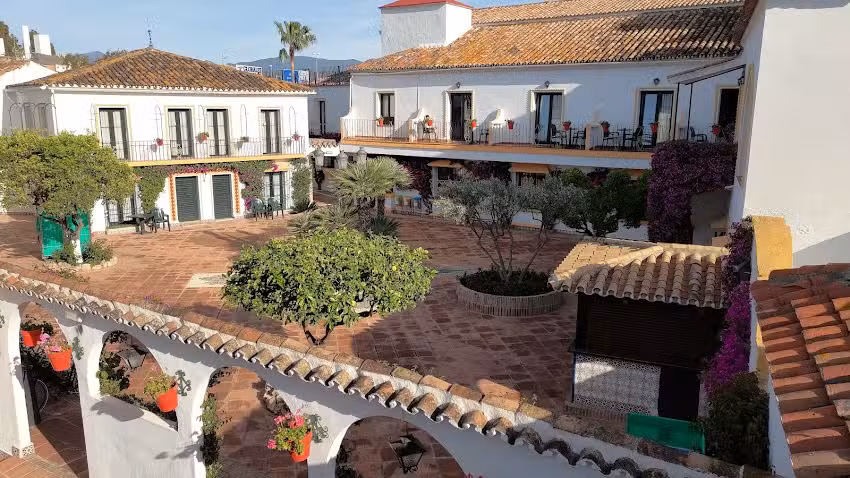 Marmara Pueblo Andaluz