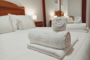 Martínez Rooms Pilgrims