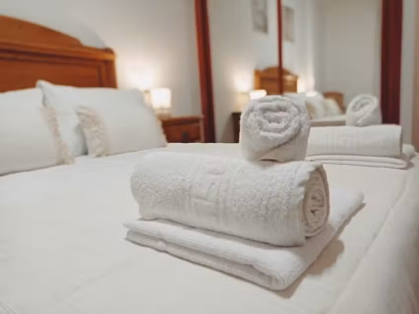 Martínez Rooms Pilgrims