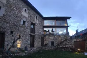 Mas Farner – Llívia – Turisme Rural – Adults Only