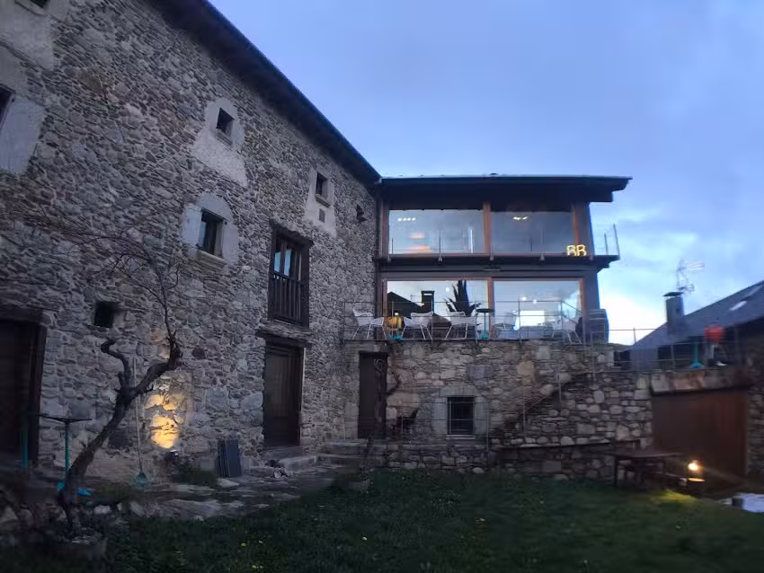 Mas Farner – Llívia – Turisme Rural – Adults Only