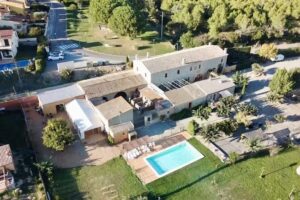 Mas Ramades – Pensada per adults