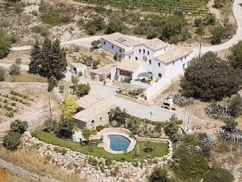 MASIA CAL SIMÓ. Allotjament Rural Lic PB 000402