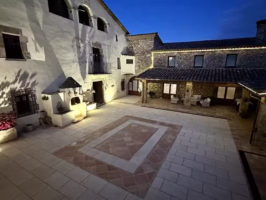 Masia Can Viver – Olive oil tourism B&B