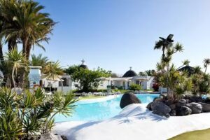 MUR Bungalows Parque Romántico