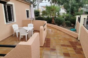 Naika Studios & Apartments