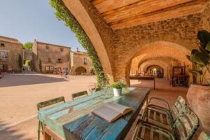 Naturaki Mas Mula Monells