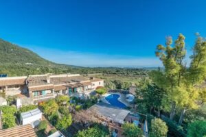 New Can Furios Hotel