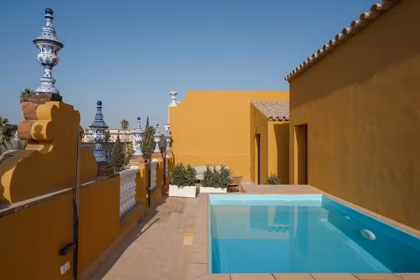 Numa Seville Prestigio