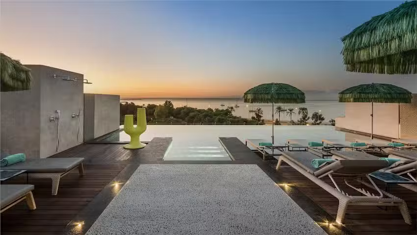 NYBAU Hotels & Restaurants