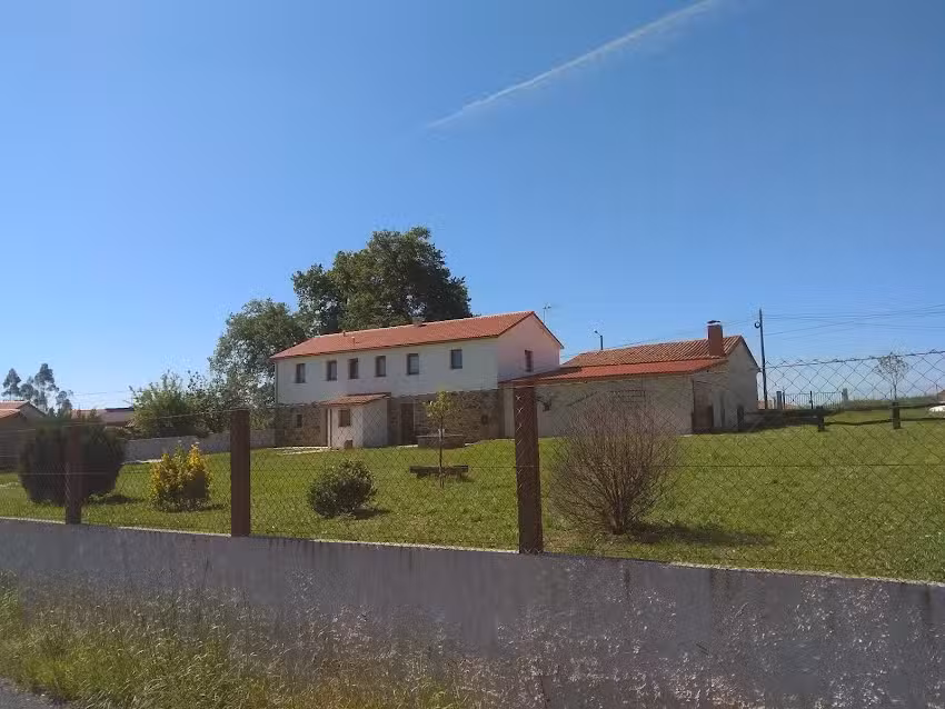 O Labrego. Apartamentos.