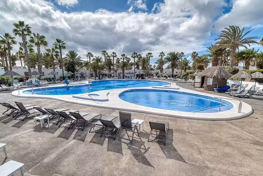 Ona Las Brisas Resort