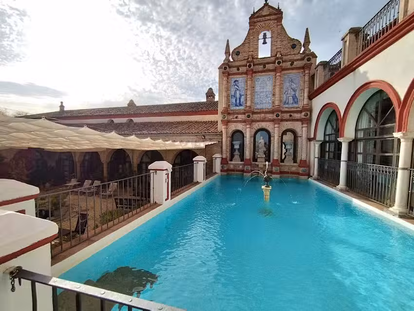 Palacio de San Benito