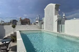 Palacio Santa Clara, Autograph Collection