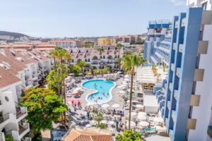 Paradise Park Fun Lifestyle Hotel