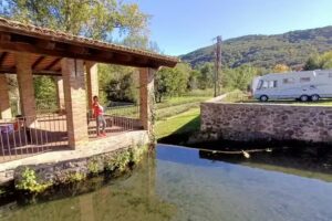 Pàrquing Autocaravanas