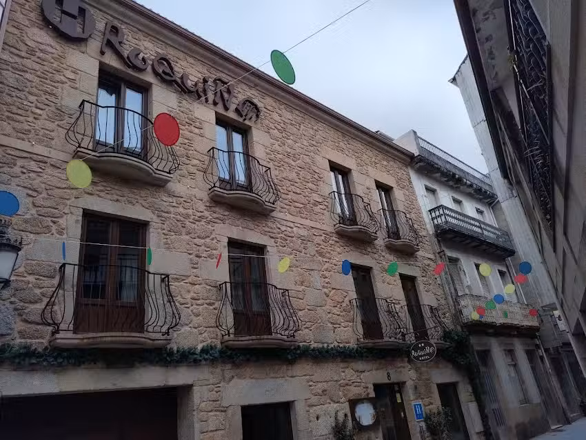 PENSIÓN DE PEREGRINOS LA MODERNA – CALDAS DE REIS – ALBERGUE