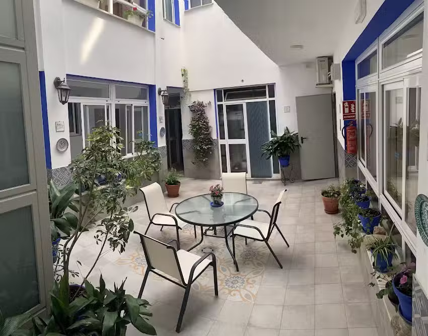 Pensión Guerrero S.L.