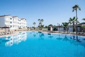 Pierre & Vacances Menorca Cala Blanes Apartamentos