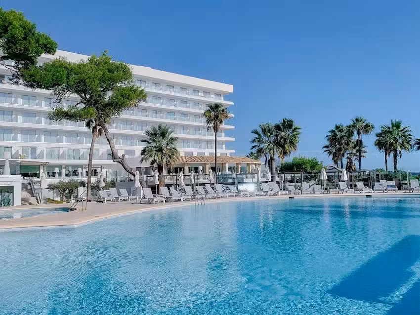 Playa Esperanza Resort