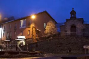 Portal de León Mati Apartahotel