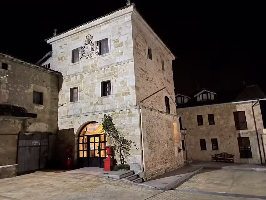 Posada La Torre de los Isla & Spa Casa Rural