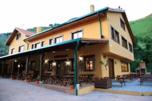 Posada La Vieja Escuela – Valles Pasiegos de Cantabria.