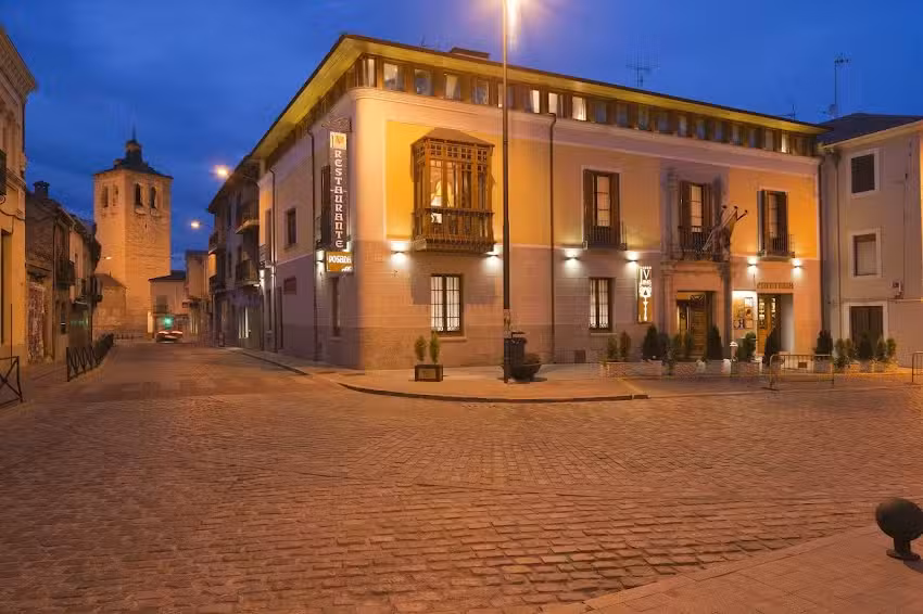 Posada Real los Cinco Linajes