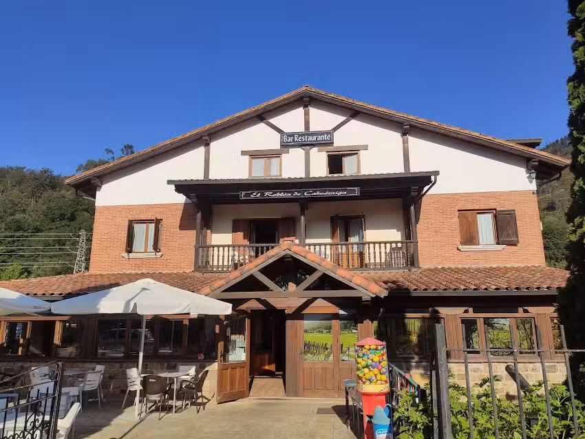 Posada Restaurante Roblón de Cabuérniga