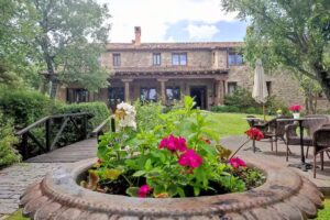 Posada y restaurante Fuenteplateada