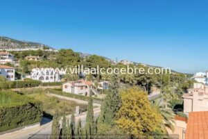 Preciosa villa con piscina, jardín y vistas al mar en Alcocéber (Alcocebre)