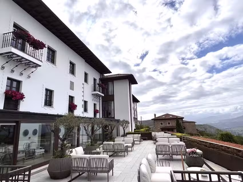 Puebloastur Eco-Resort Hotel & Spa