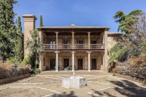 Queens Hacienda Alamedilla