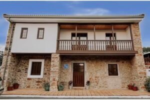 Quintana 52 – Planta Baja Privada (Casa de aldea)