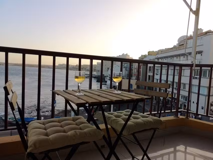 Red Mountain and the sea