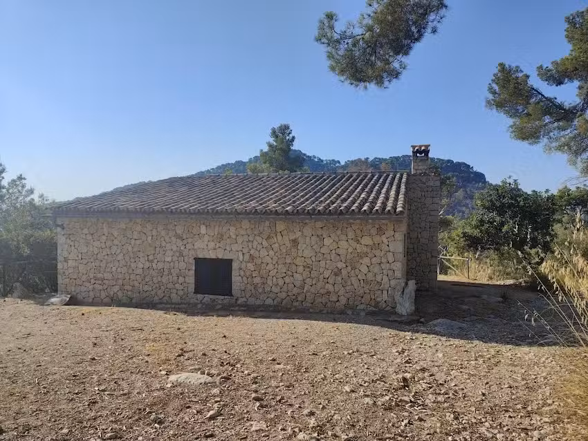 Refugi Comuna de Caimari