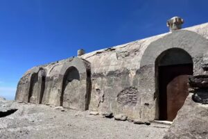 Refugio de Elorrieta 3187m