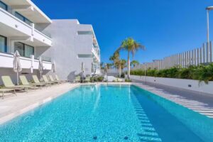 Relaxia Beverly Suites