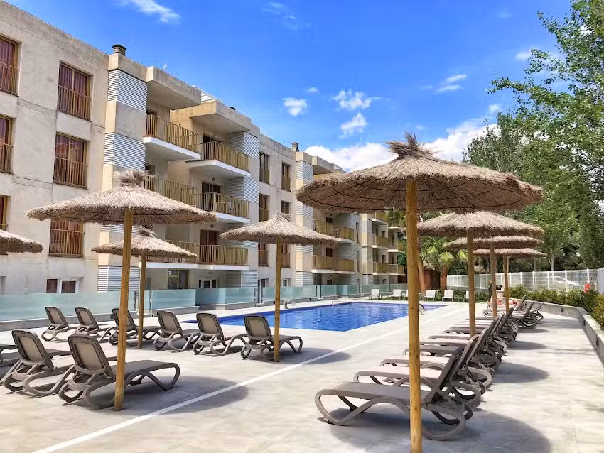 Rentalmar Pins Marina