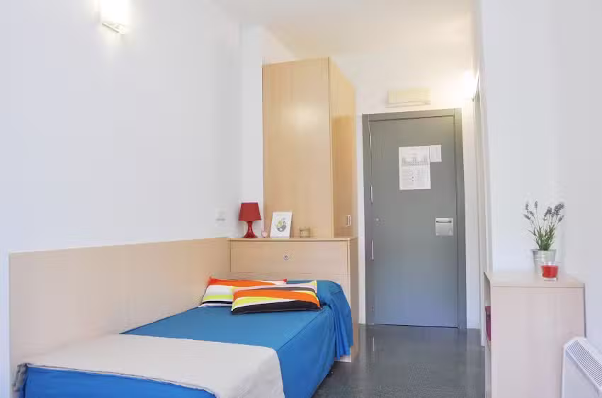 Residencia Universitaria Resa Tomás Alfaro Fournier