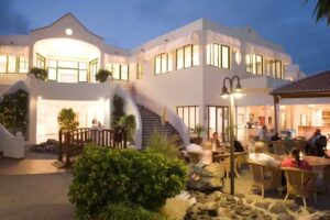 ROBINSON ESQUINZO PLAYA